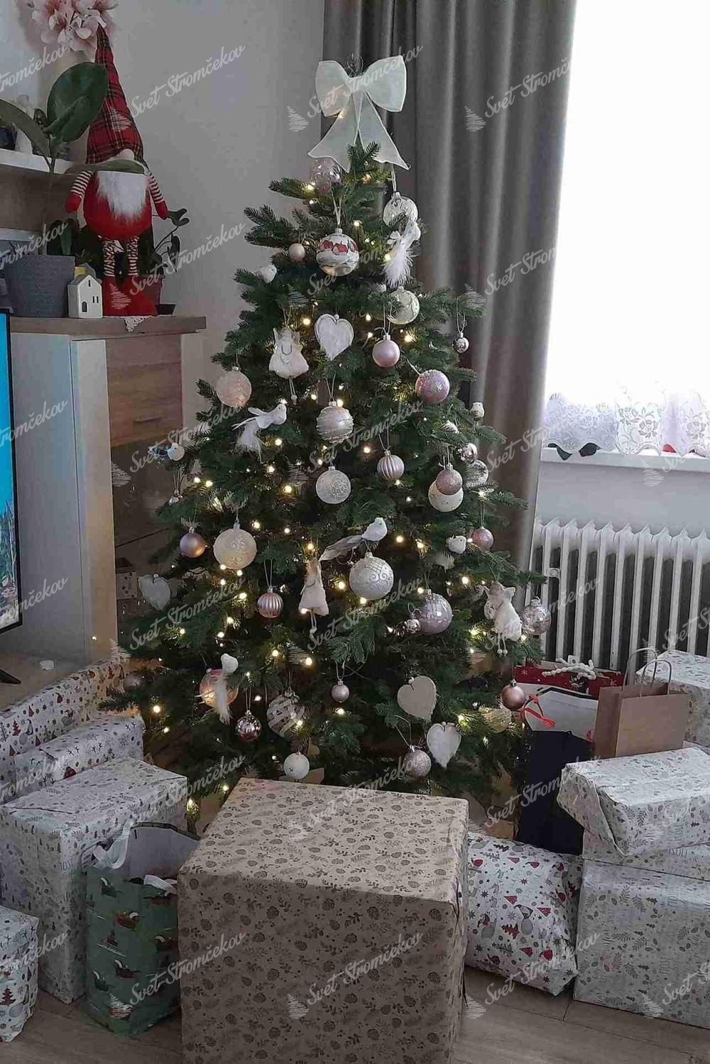 Choinka sztuczna PE Świerk Ekskluzywny 180cm LED300