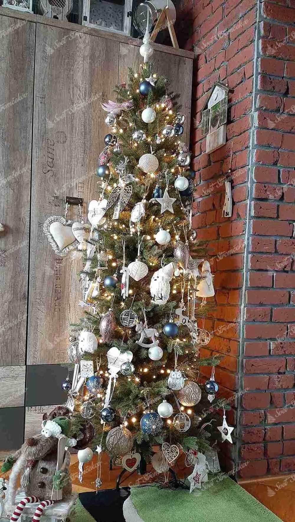 Choinka sztuczna PE Świerk Slim 240cm