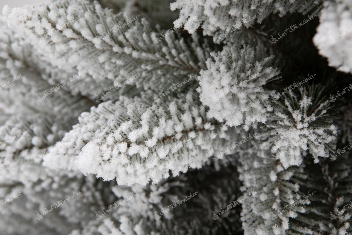 Choinka sztuczna Świerk Biały Wąski 210cm