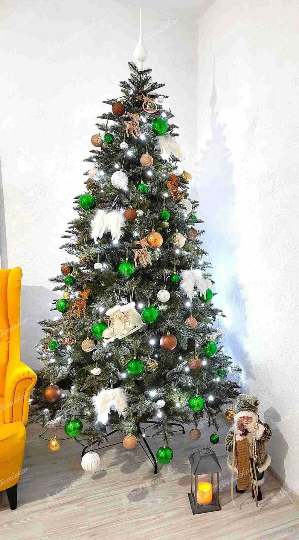 Choinka sztuczna PE Jodła Nordmann 210cm