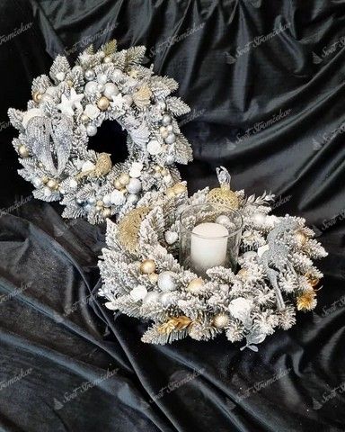 Wianek świąteczny Świerk Biały 50cm