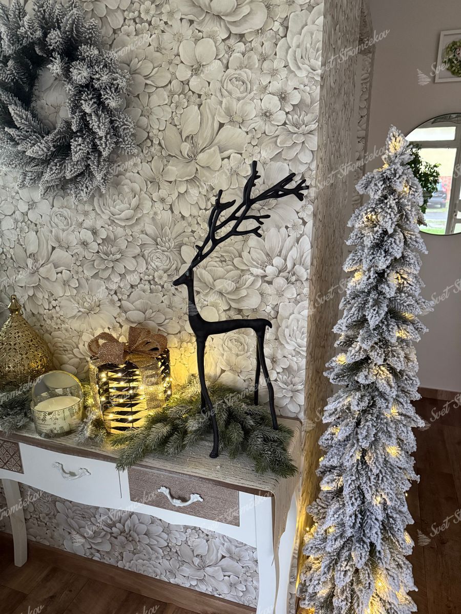 Choinka sztuczna Świerk Slim ośnieżony w doniczce 150cm