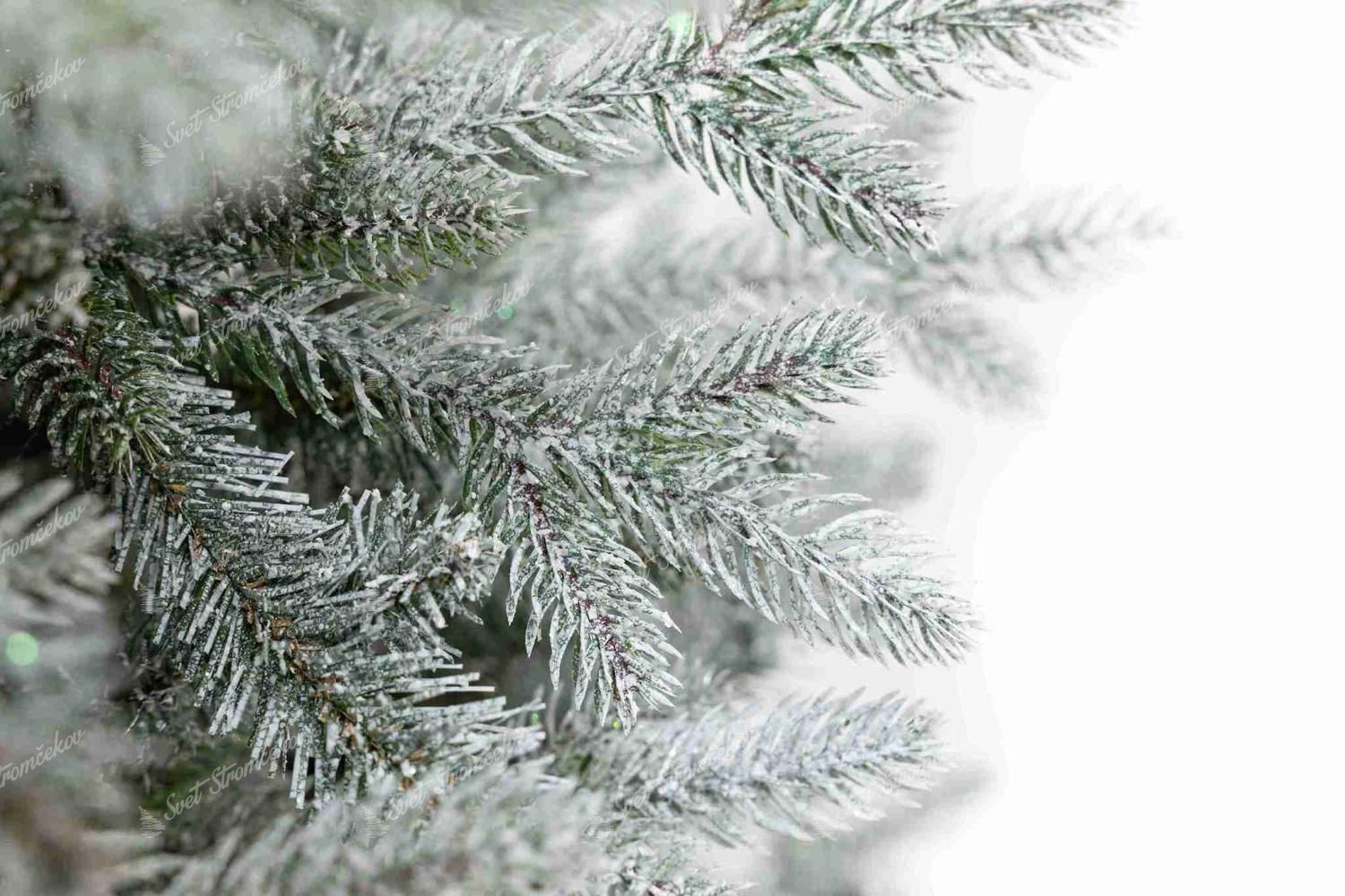 Umelý vianočný stromček 3D Smrek Mrazivý v kvetináči